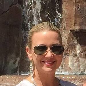 Meet your Posher, Linda